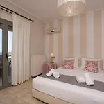 Villa Golden Coast Boutique *