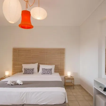 Golden Coast Boutique Villa *