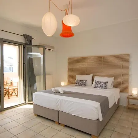 Golden Coast Boutique Villa *