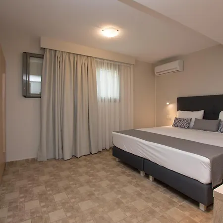 Villa Golden Coast Boutique